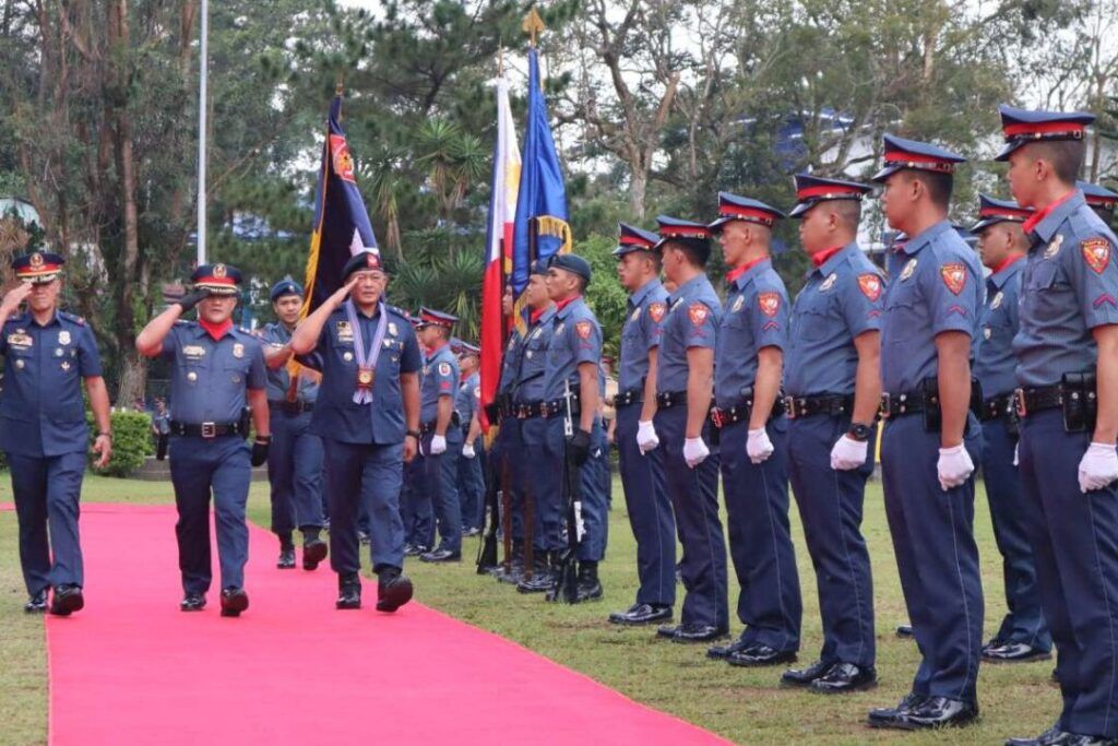 Tablada Centenaria Aviación - Acto De Izado Solemne De Bandera E Imposición De Condecoración Al Rector De La Universidad De Sevilla