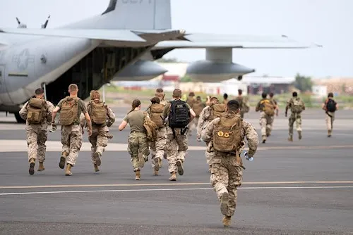 Diferencias Clave entre Oficiales y Suboficiales en el Ejército Español Ejercito de España - Diferencias Clave entre Oficiales y Suboficiales en el Ejército Español