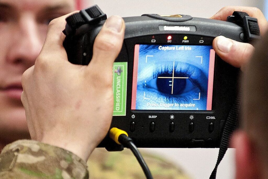 Ejercito de España - Integración de Tecnologías Biométricas en el Ejército: Mejorando la Seguridad y Eficiencia